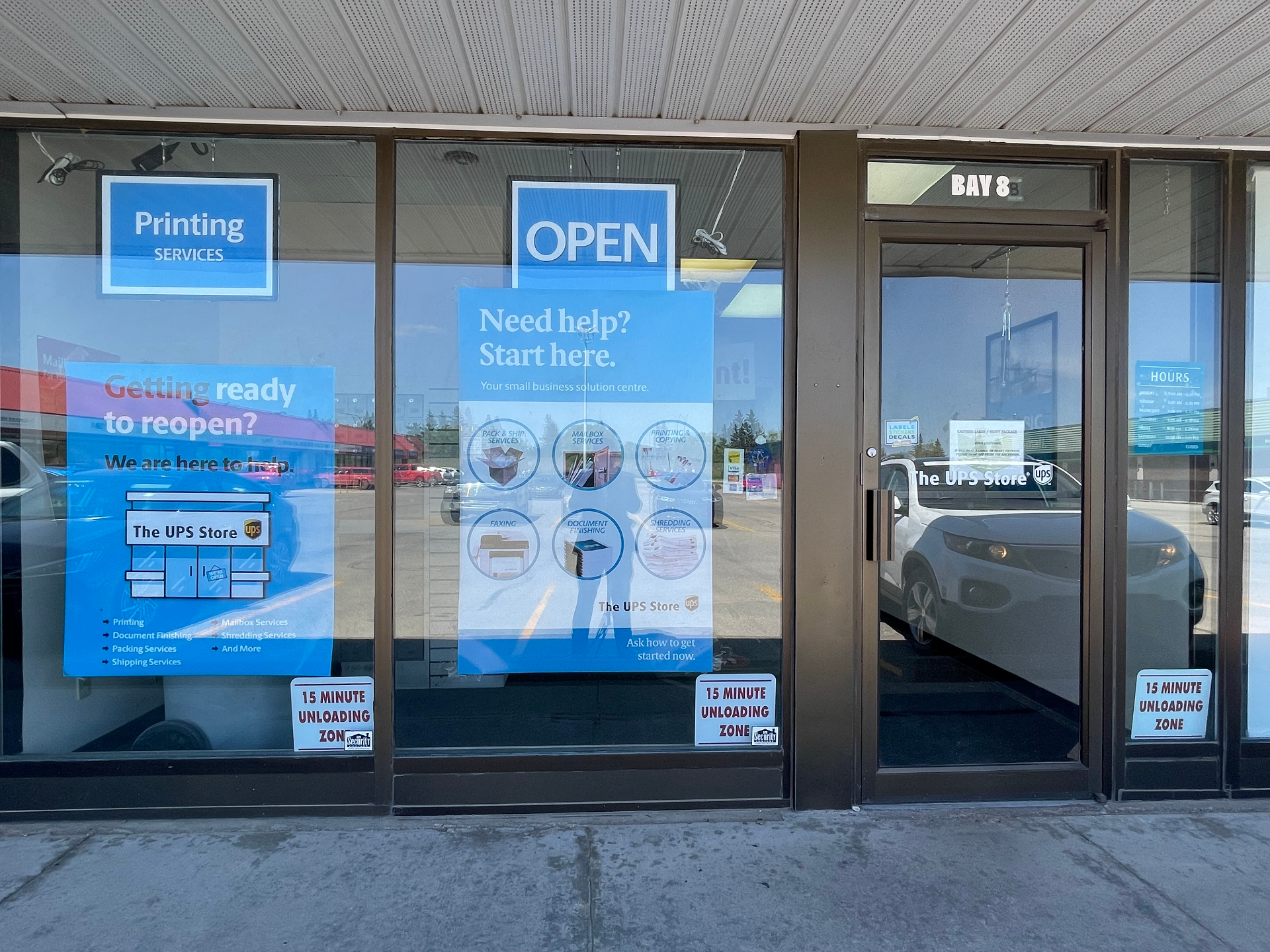 UPS 加盟店转让 · 萨斯卡通 8 街黄金地段——林与唐地产 - 2